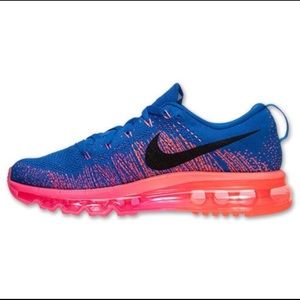 Nike Flyknit Max